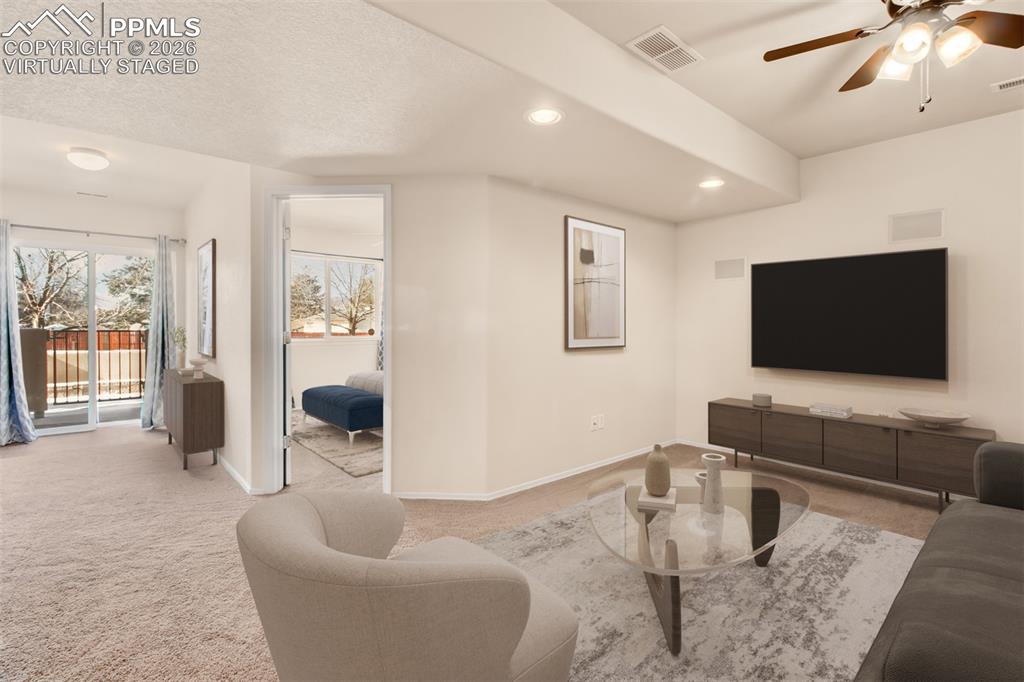 Image 19 of 33: Virtually Staged