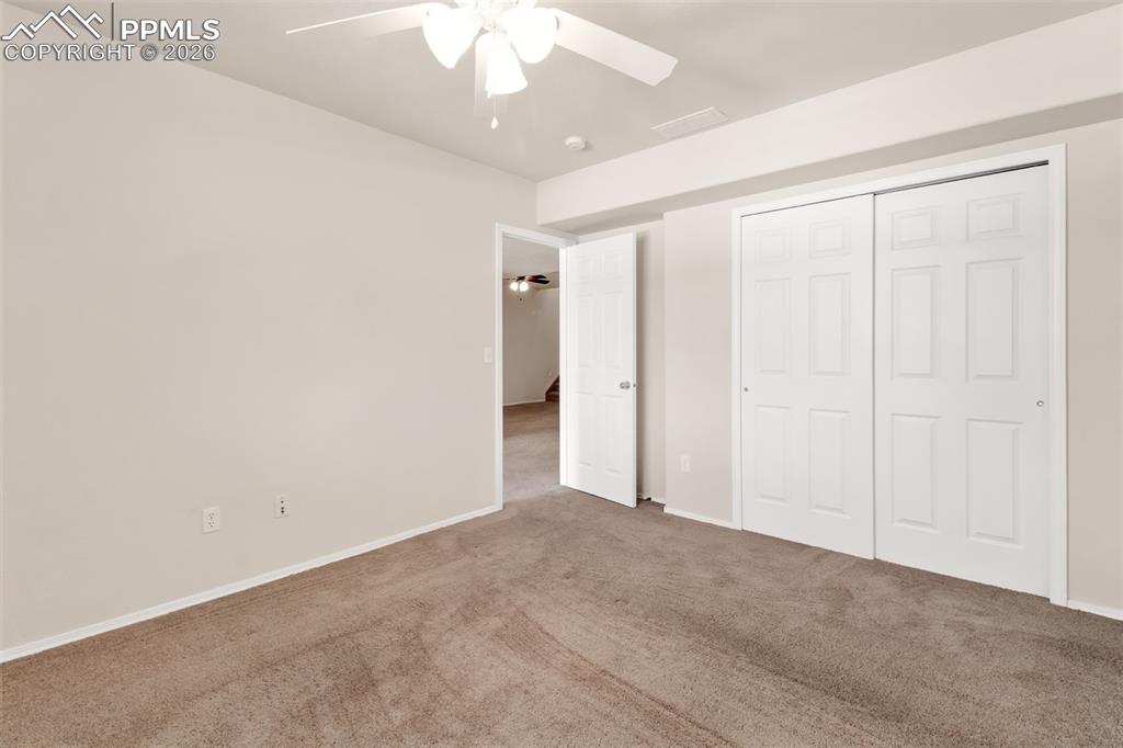 Image 25 of 33: Bedroom