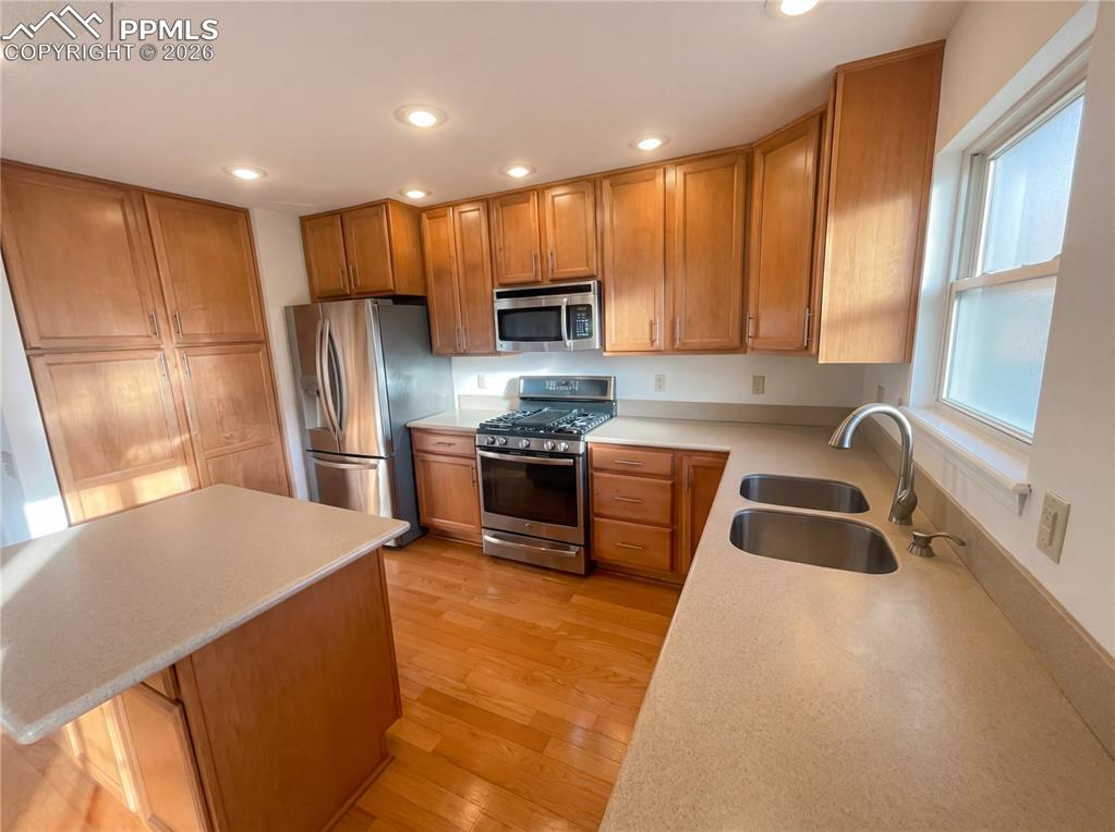 Image 6 of 21: No Description Available