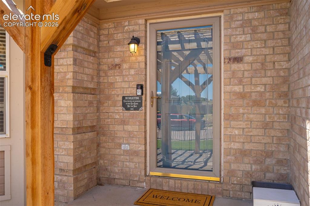 Image 4 of 44: Entry