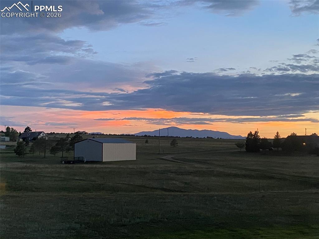 Image 13 of 40: View