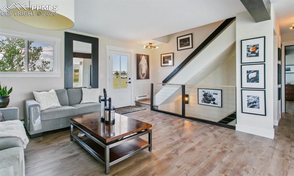 Image 5 of 40: Living Room