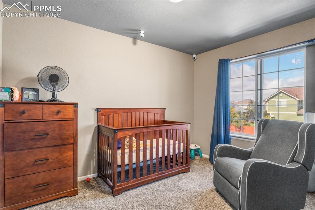 Image 28 of 36: Bedroom