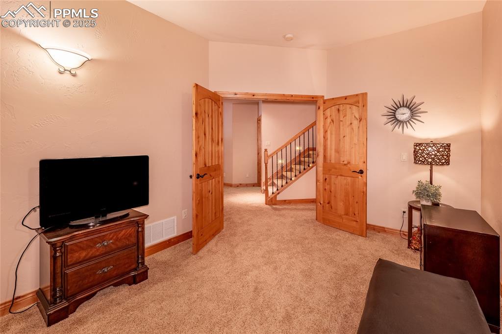 Image 34 of 47: Media Room