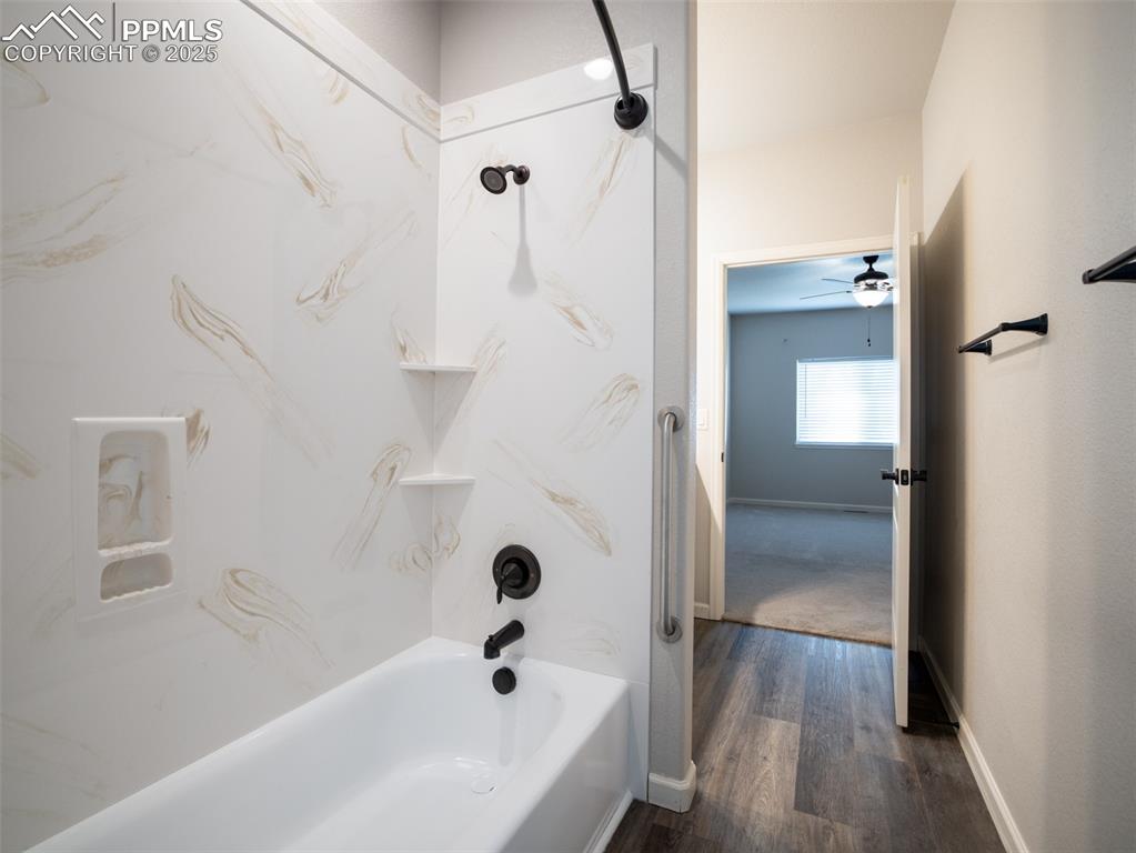 Image 24 of 25: Primary Bath