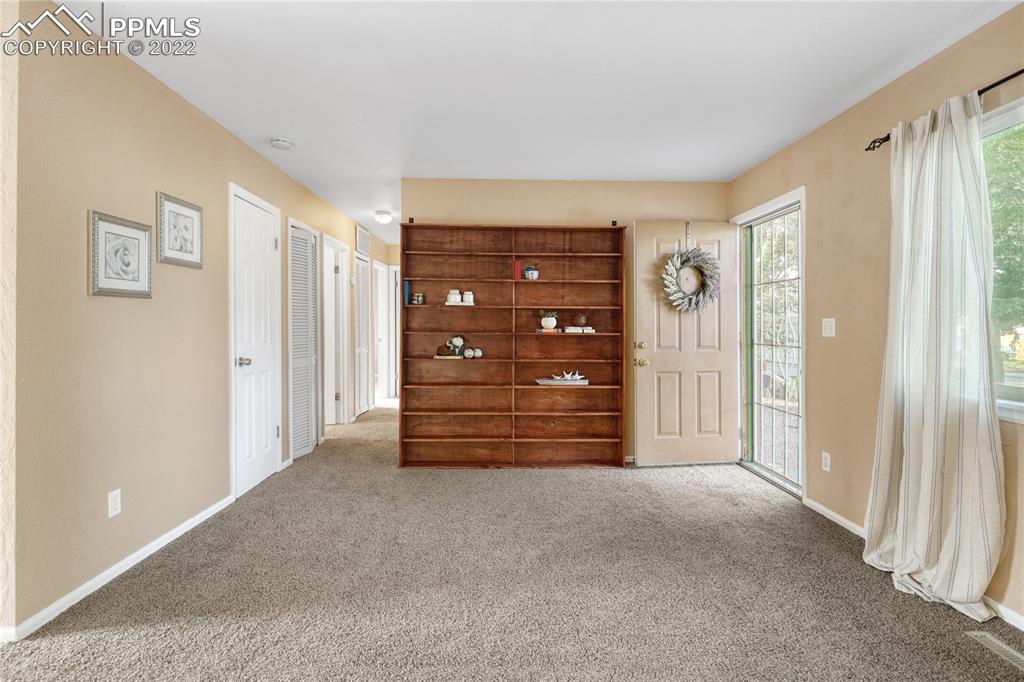 Listing 2705924, Image 4 of 23