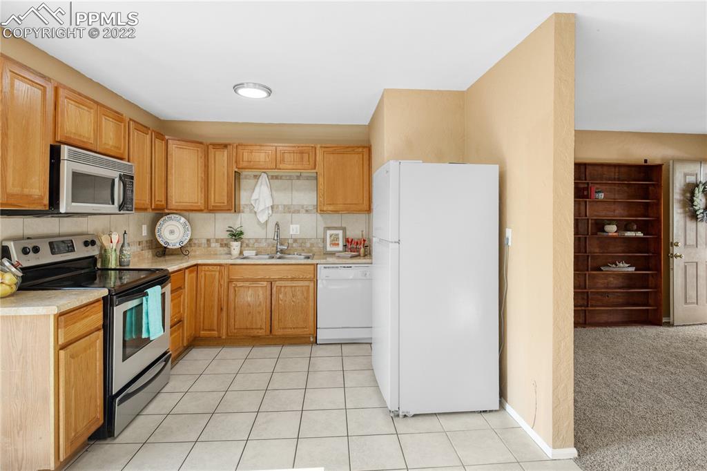 Listing 2705924, Image 8 of 23