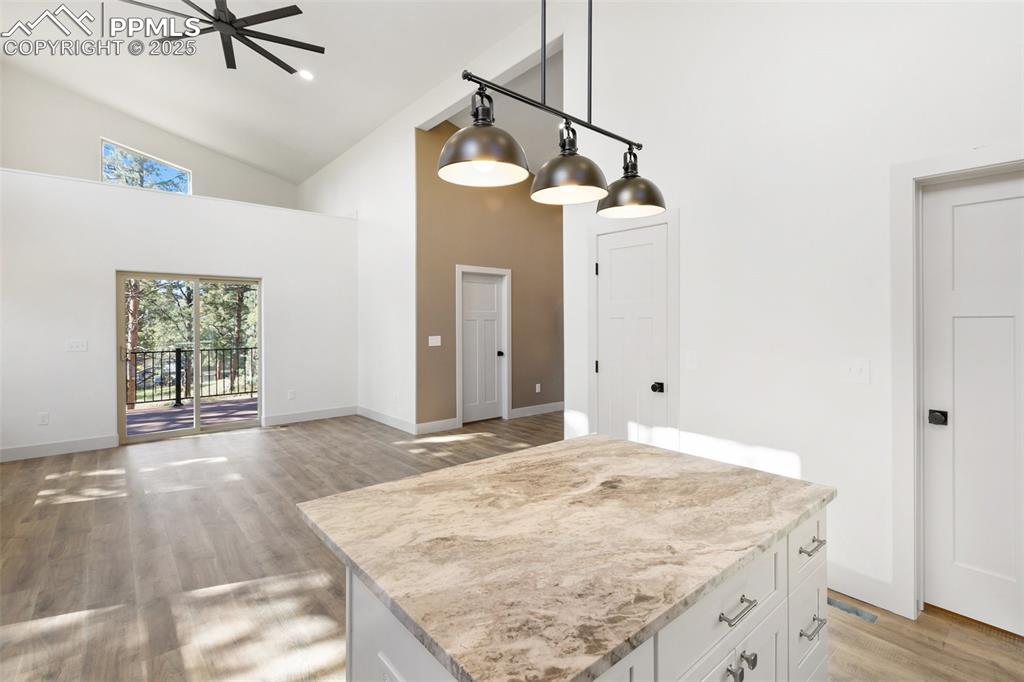 Image 12 of 48: Kitchen