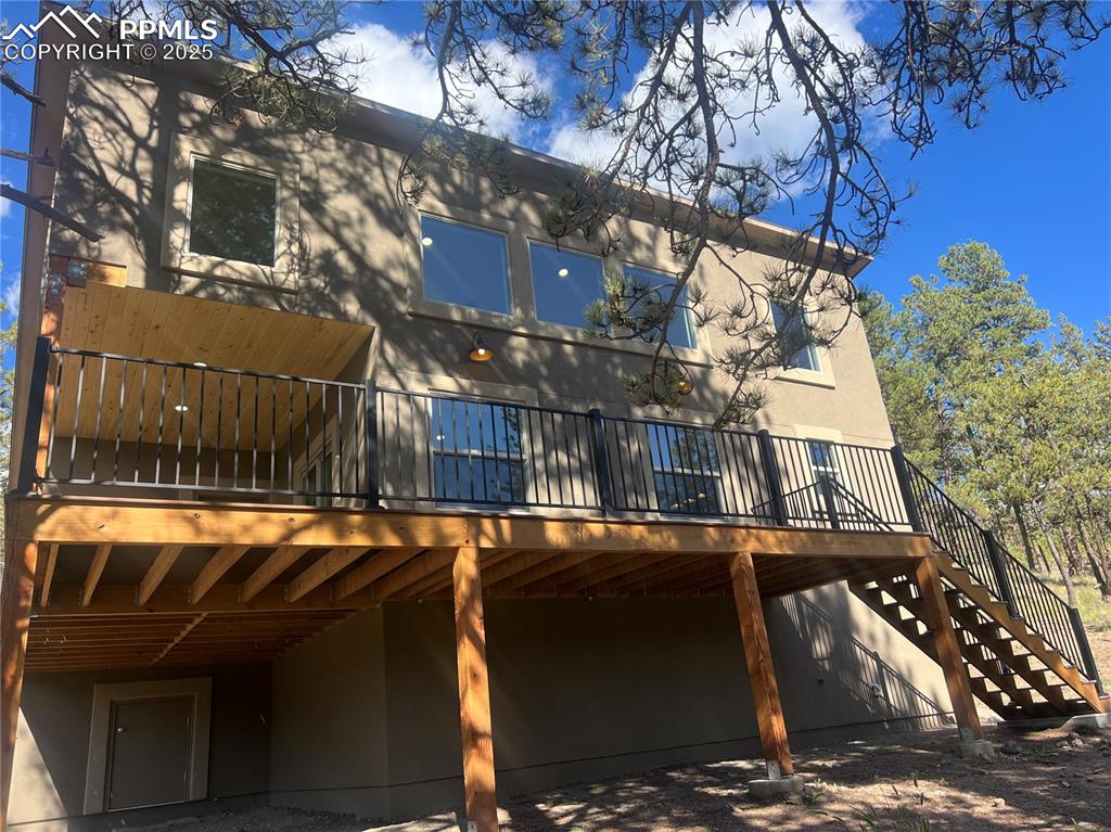 Image 39 of 48: Back of Structure