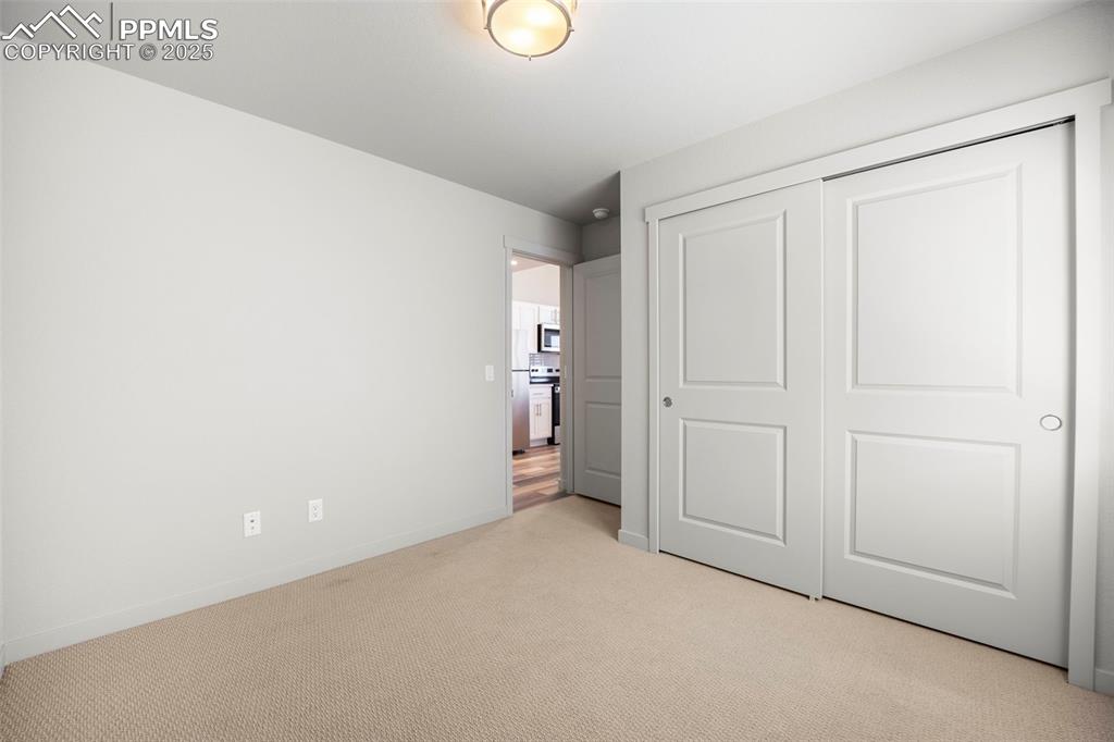 Image 14 of 29: Bedroom