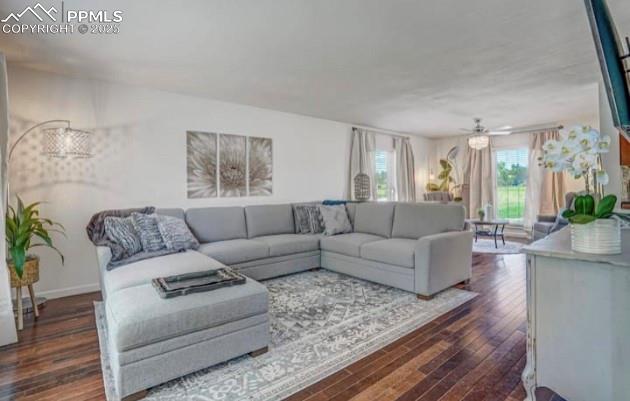 Image 14 of 48: Living Room