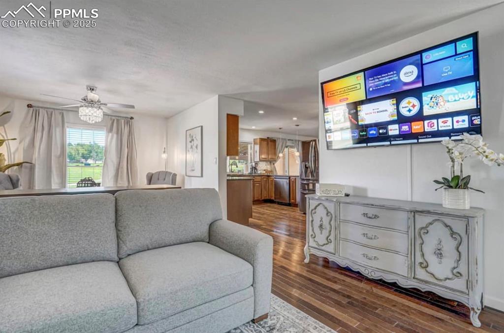 Image 16 of 48: Living Room