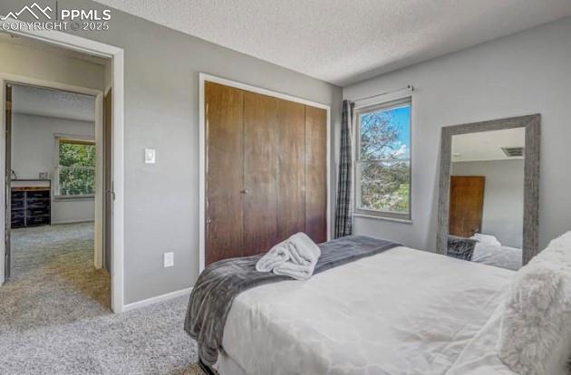 Image 34 of 48: Bedroom