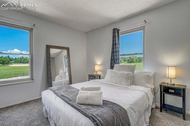 Image 36 of 48: Bedroom