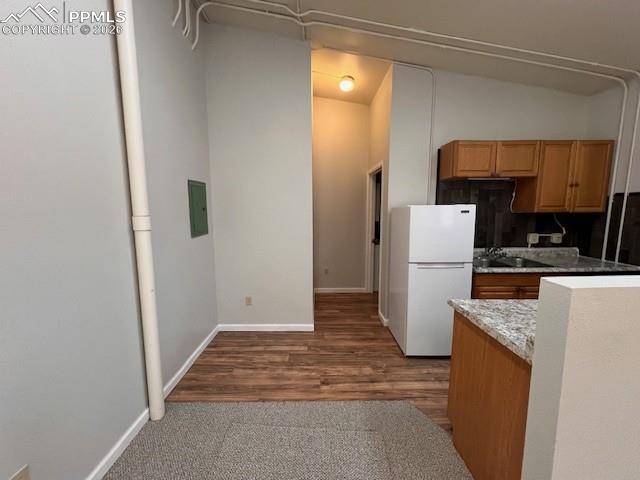 Image 36 of 44: UNIT 4