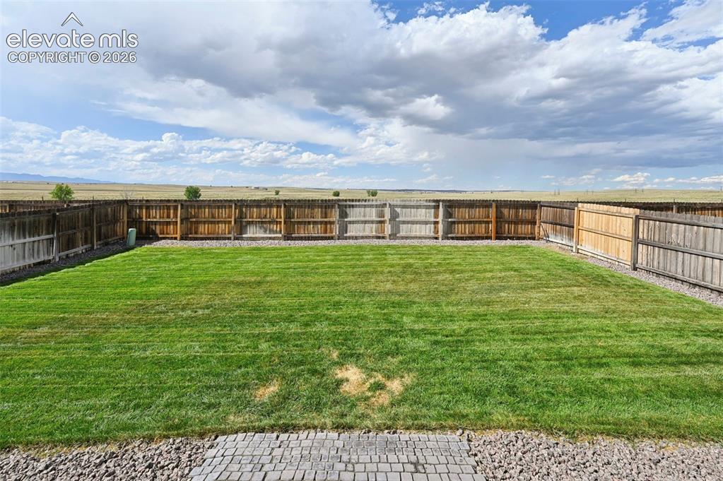Image 23 of 28: large backyard, with no rear neighbors