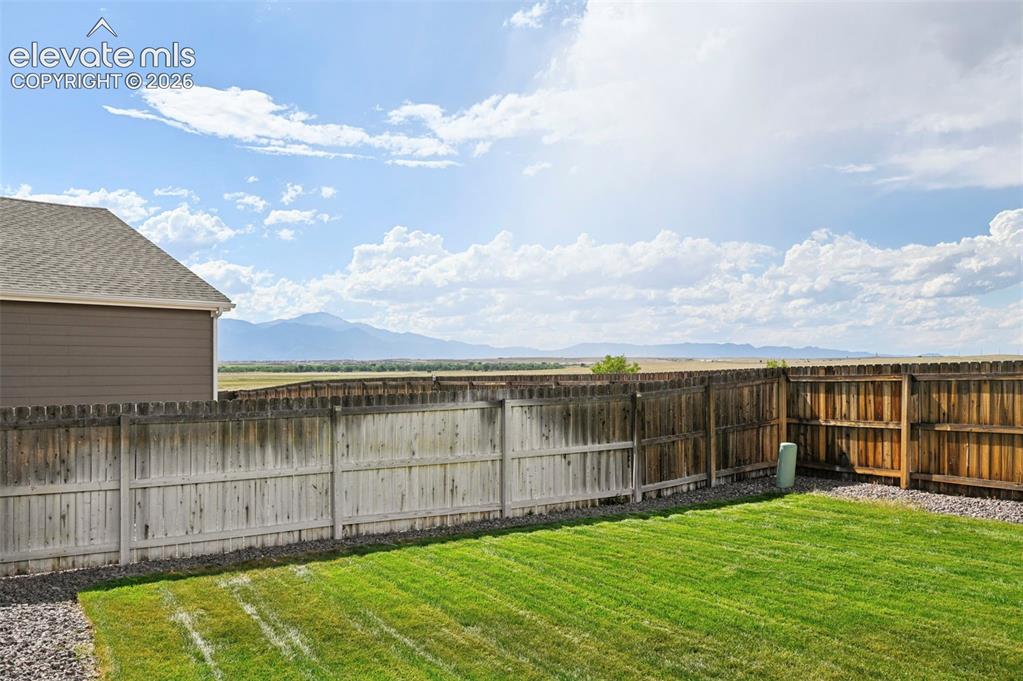 Image 24 of 28: mountain views from the rear patio