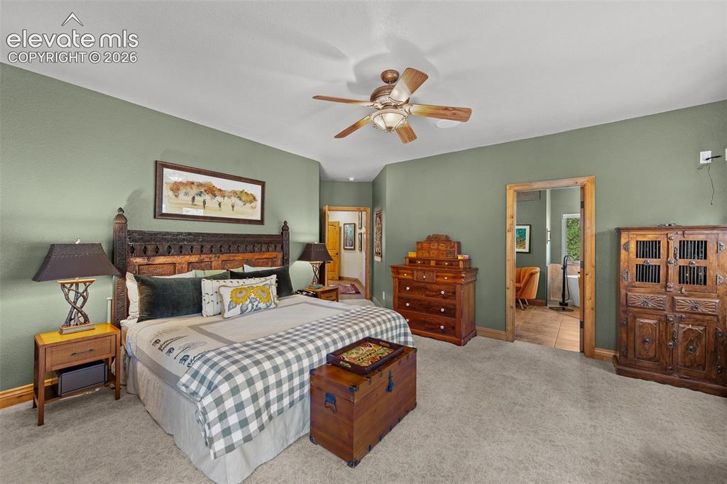 Image 20 of 41: Bedroom