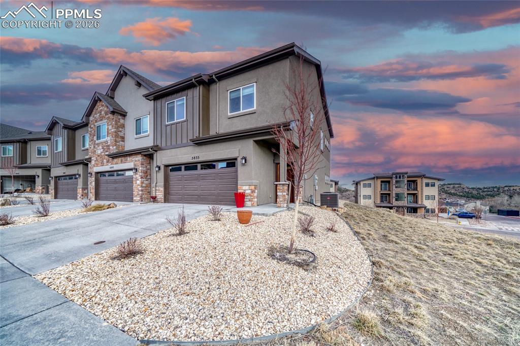 Image 11 of 49: Front of Structure