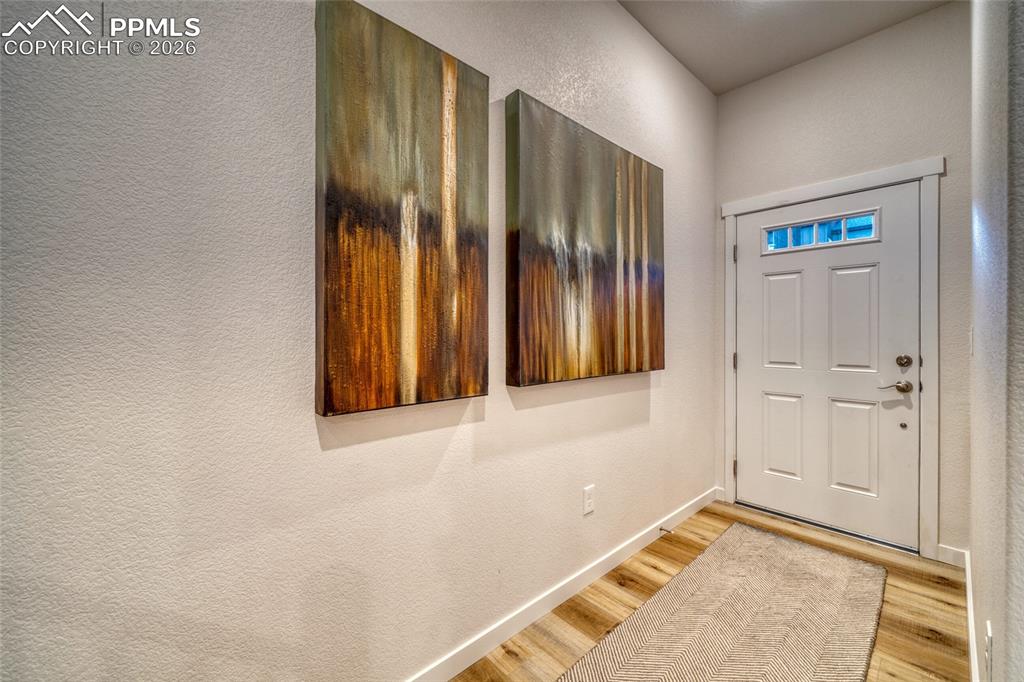 Image 13 of 49: Entry