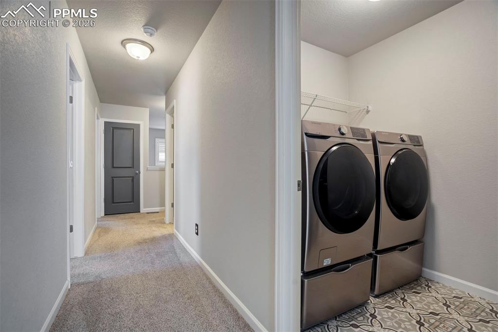 Image 14 of 30: Laundry