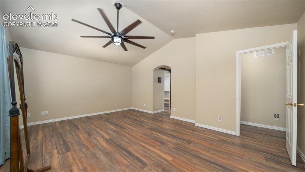 Image 19 of 47: Master bedroom