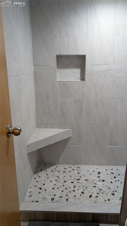 Image 20 of 25: Kitchen