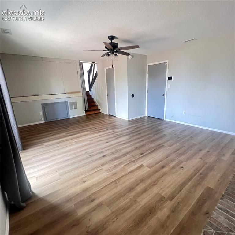 Image 13 of 29: Family Room