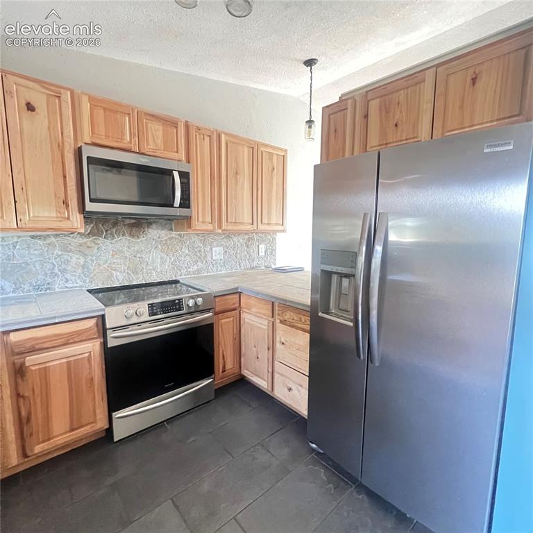 Image 4 of 29: Kitchen