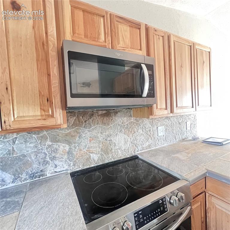 Image 6 of 29: Kitchen
