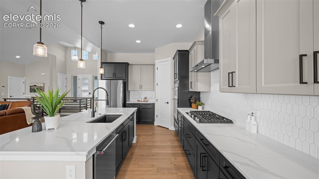 Image 12 of 48: Kitchen