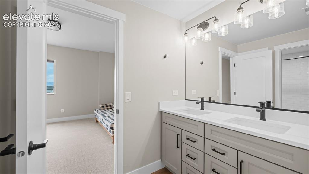 Image 39 of 48: Bathroom