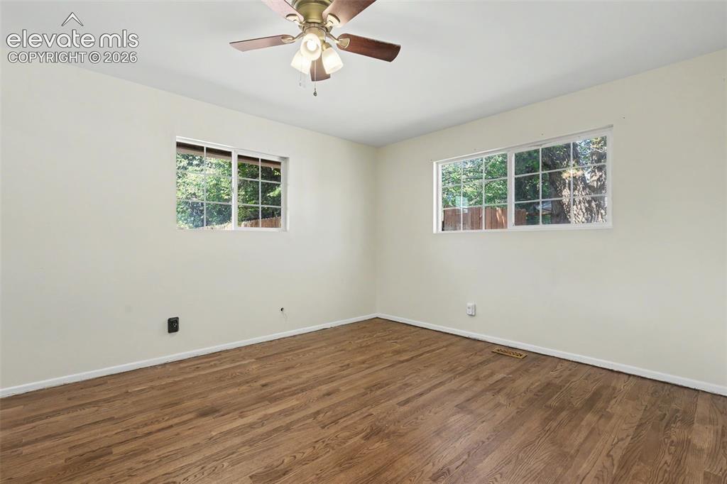 Image 12 of 27: Master Bedroom
