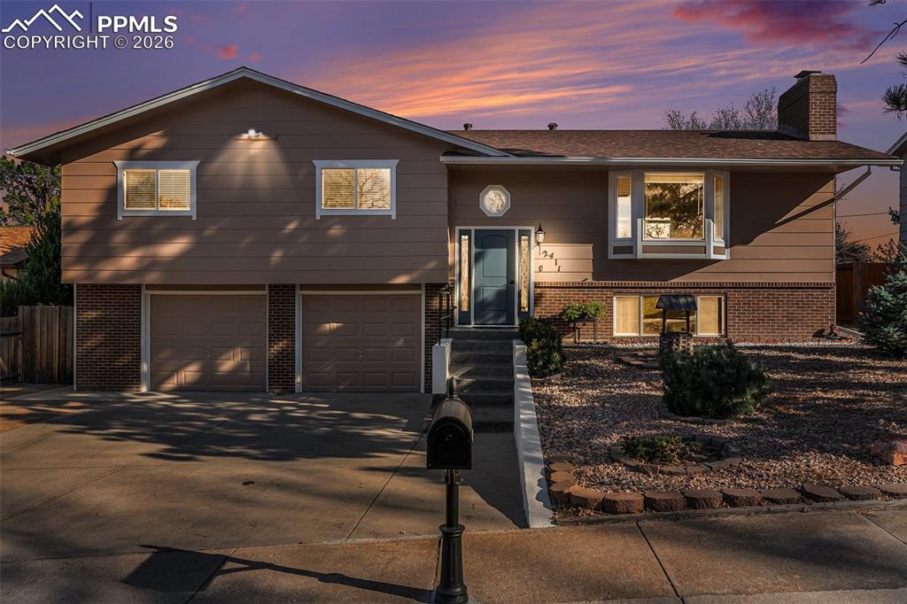 Image 23 of 23: Front of Structure