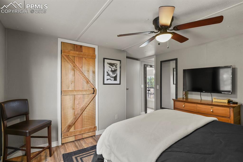 Image 12 of 37: Bedroom