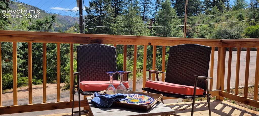 Image 4 of 30: Walkout from kitchen.
Beatiful redwood deck
