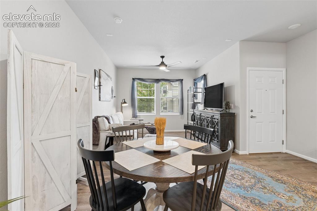 Image 7 of 27: Dining Area