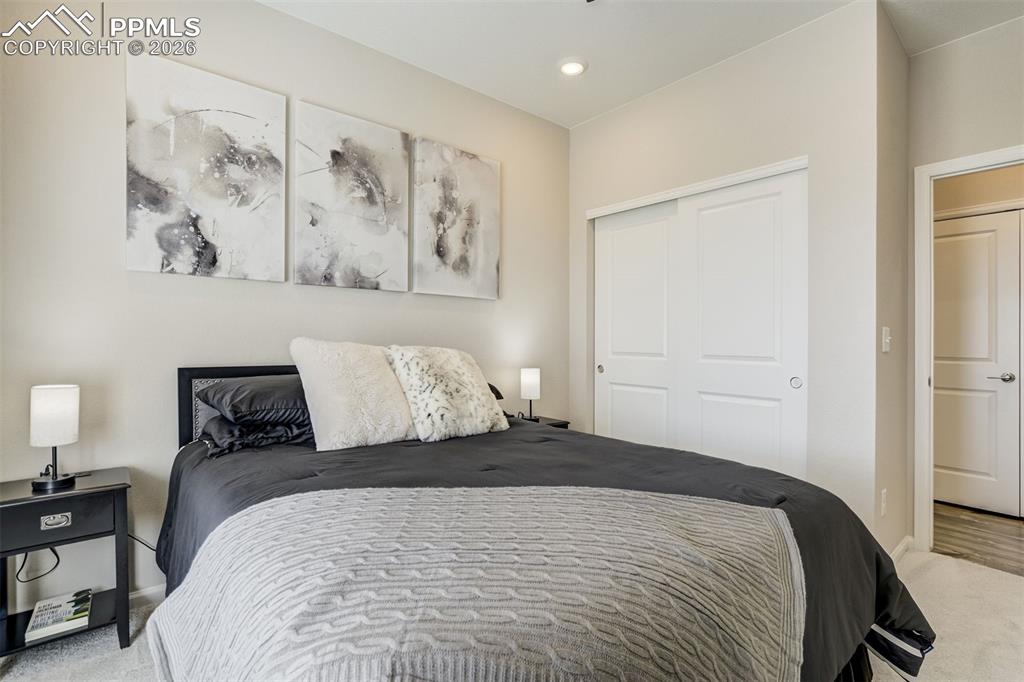 Image 24 of 40: Bedroom