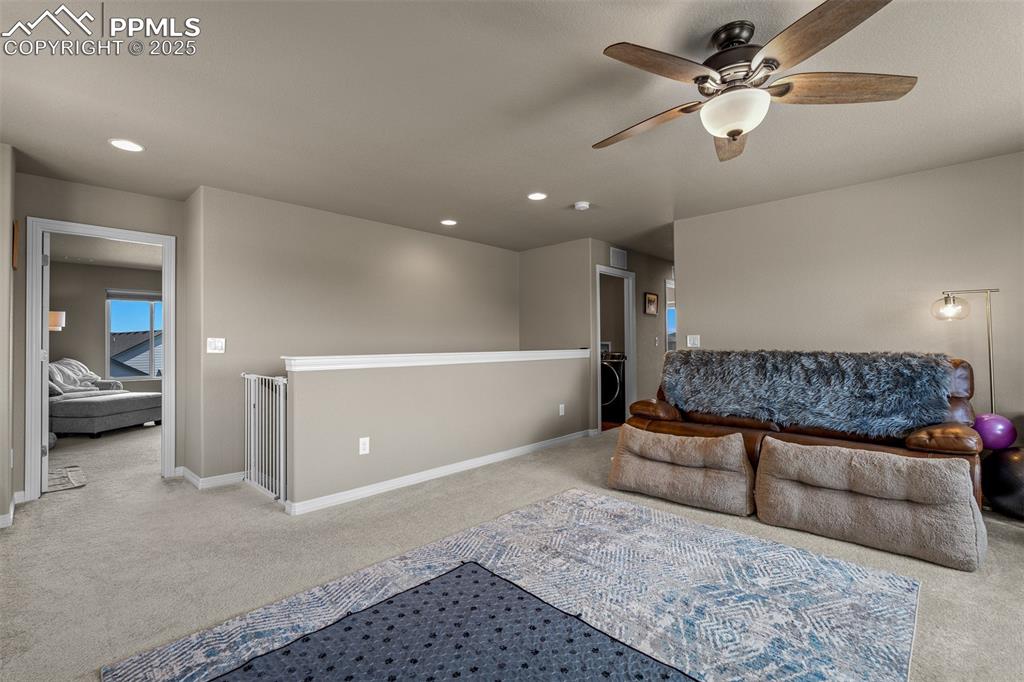 Image 19 of 37: Living Room