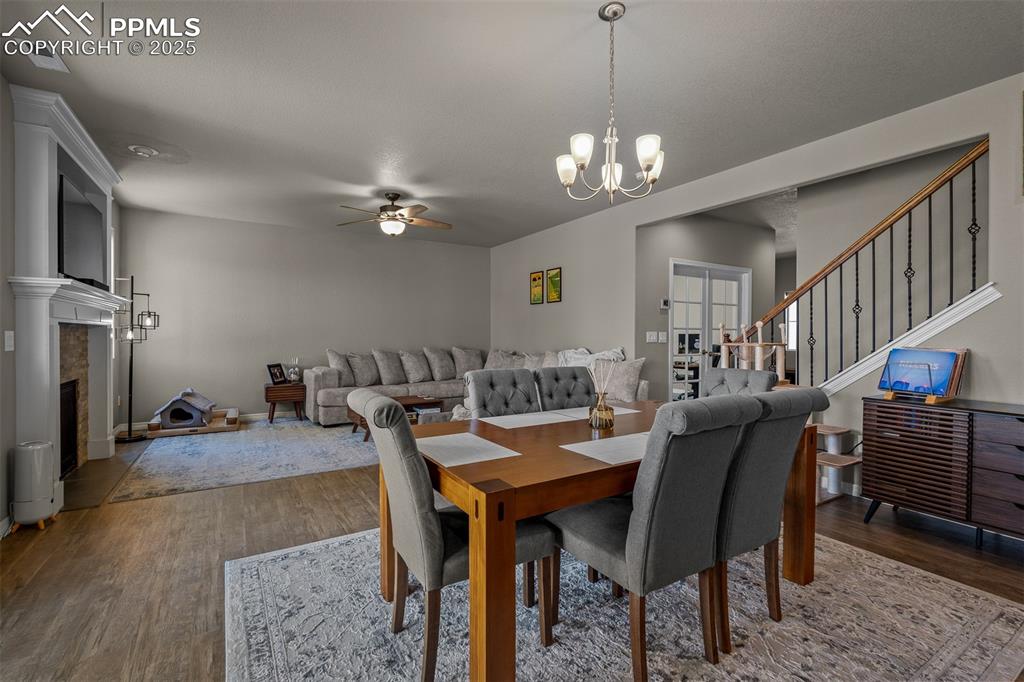 Image 5 of 37: Dining Area