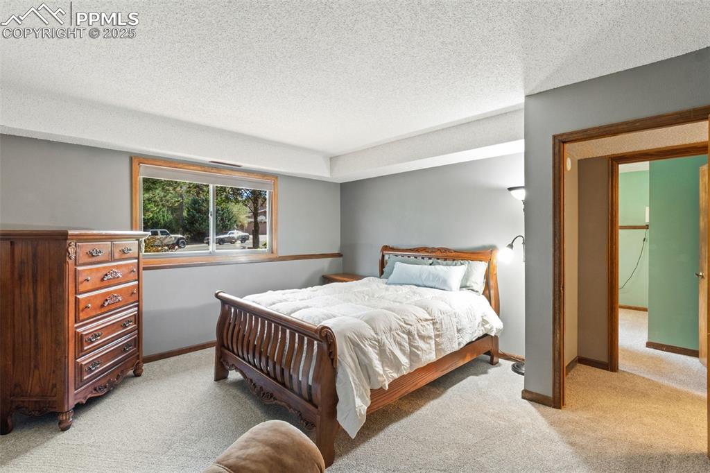 Image 21 of 30: Bedroom