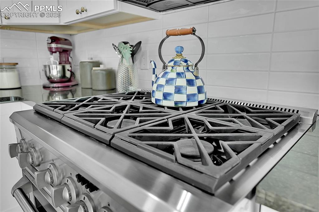 Image 15 of 47: 36" GE Monogram Dual Fuel Gas Range/Oven