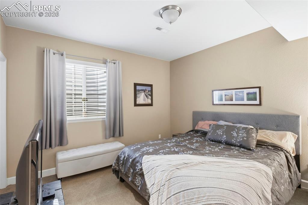Image 15 of 47: Bedroom