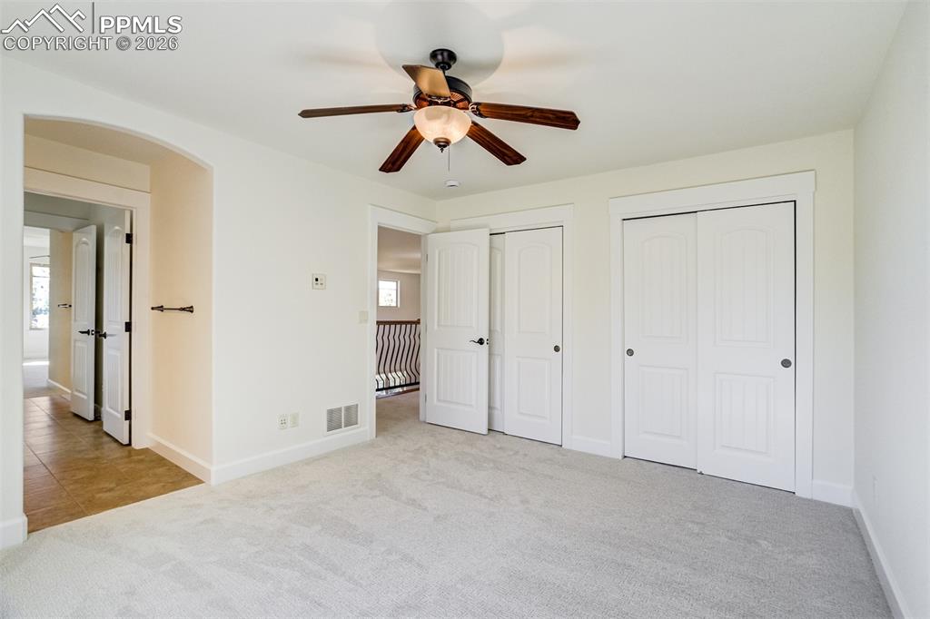 Image 40 of 50: Bedroom