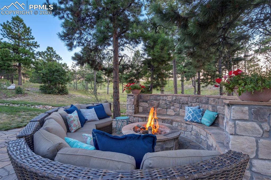 Image 49 of 50: Patio