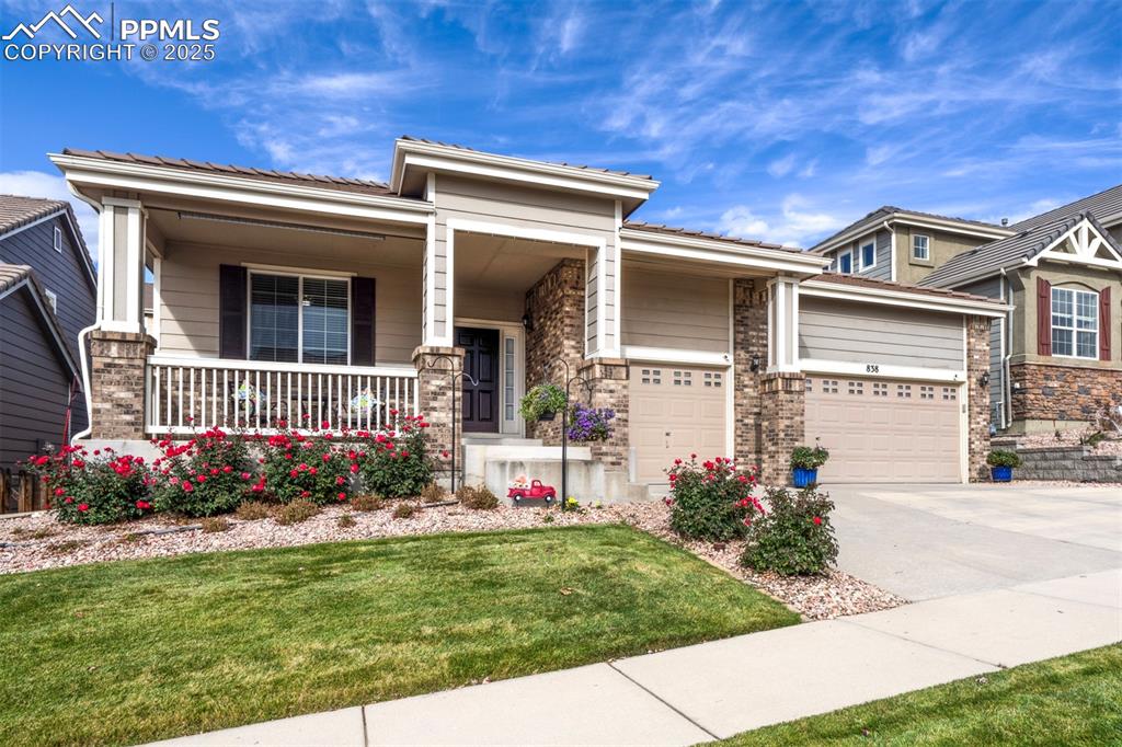 Image 2 of 38: Front of Structure