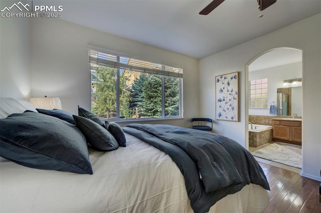 Image 23 of 38: Master Bedroom