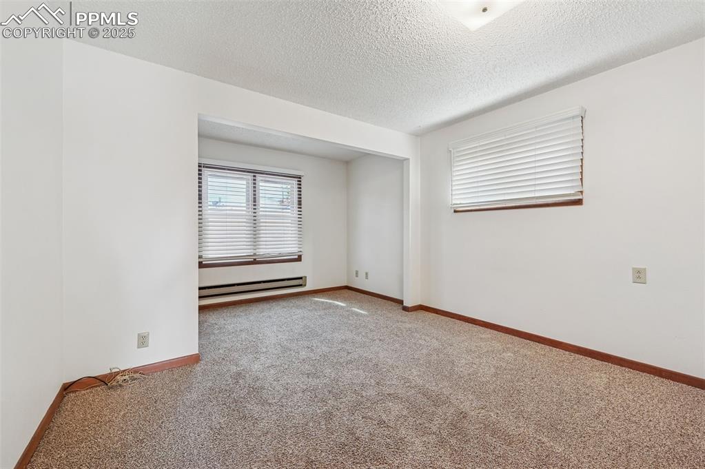 Image 11 of 22: Guest Bedroom
