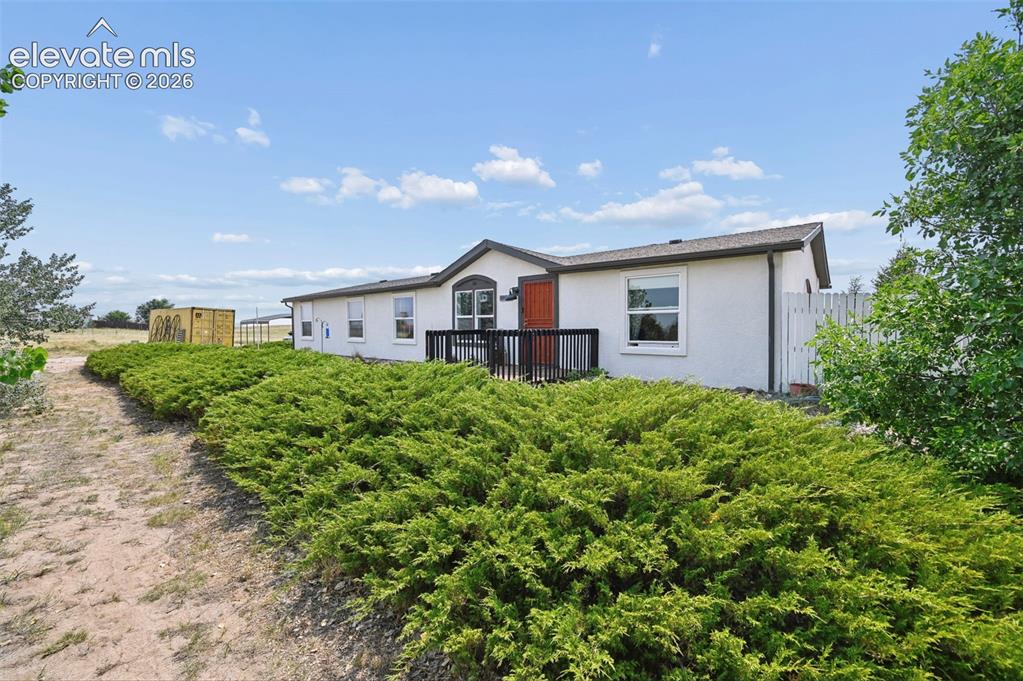 Image 3 of 49: Completely 5 ACRES of Horse/Animal Property