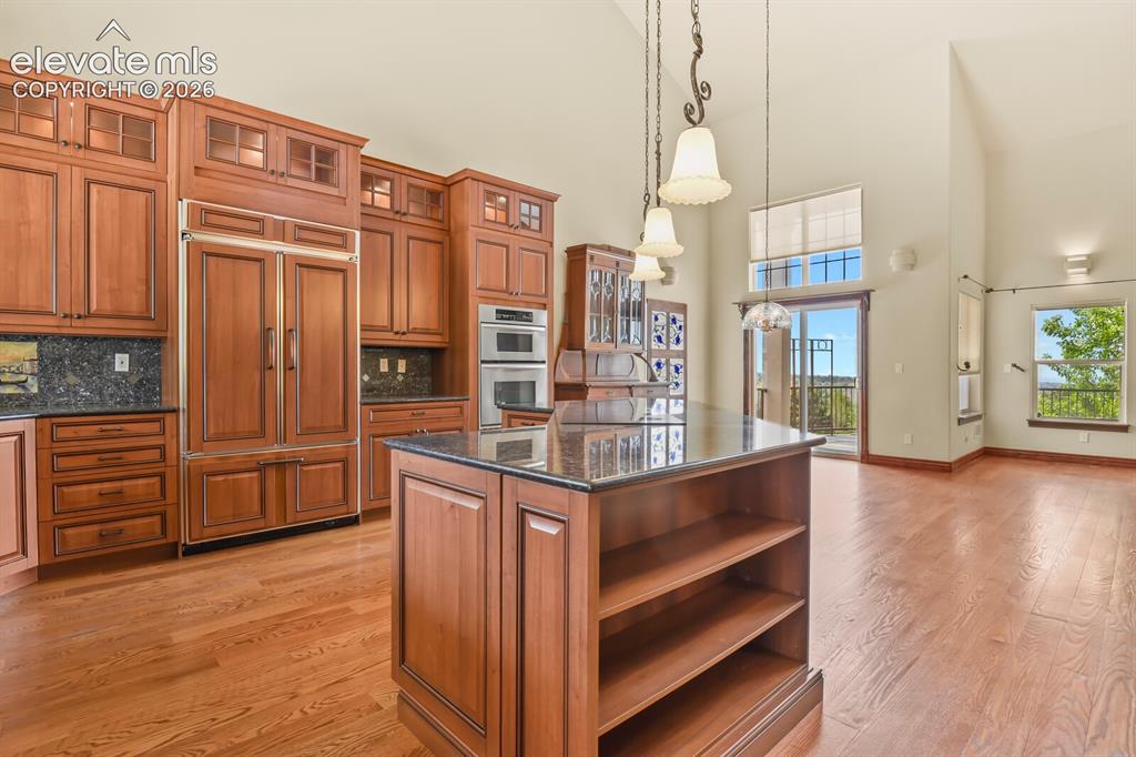 Image 5 of 33: View of the beautiful custom cabinetry